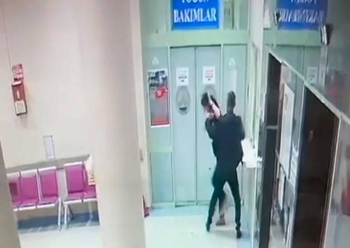 Kadın Doktorun Darbedildiği Anlara İlişkin Görüntüler Ortaya Çıktı