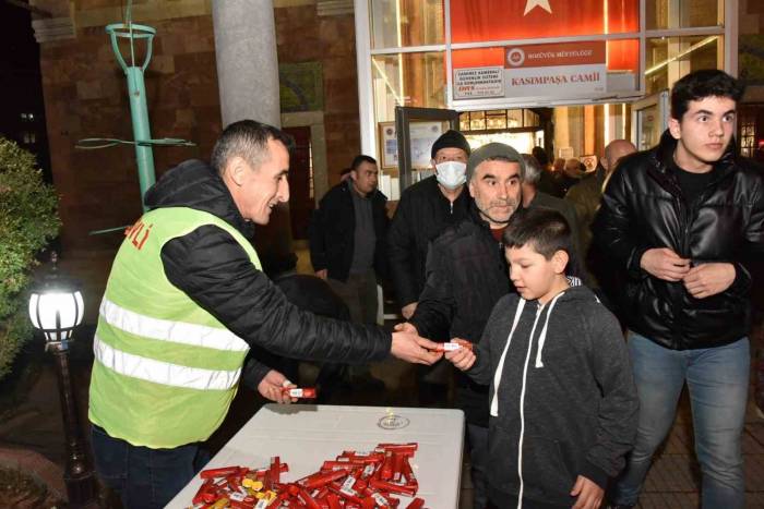 Bozüyük Belediyesi’nde Miraç Kandili’nde Mevlit Şekeri İkram Etti