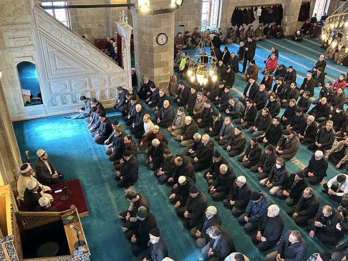 Depremde Hayatını Kaybeden Polis Memurları Dualarla Anıldı