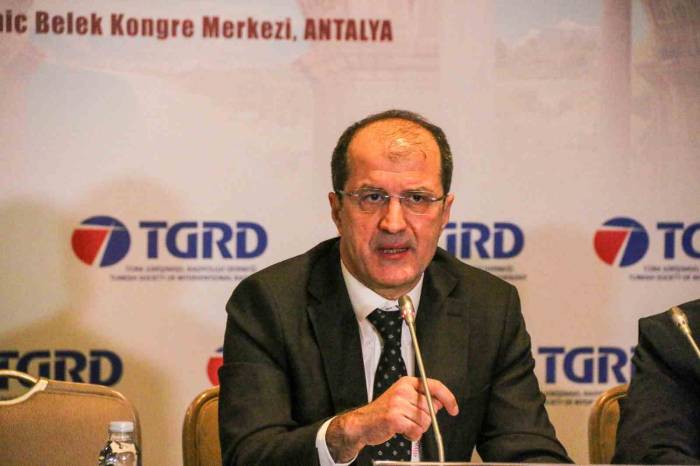 Prof. Dr. Levent Oğuzkurt: "Toplardamar Pıhtılarında Kritik Süre İlk 15 Gün"