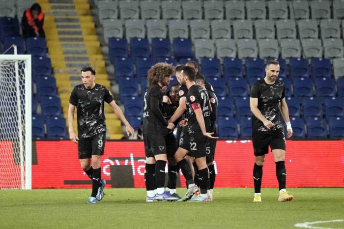 Ziraat Türkiye Kupası: Başakşehir: 1 - Hatayspor: 1 (Maç Sonucu)