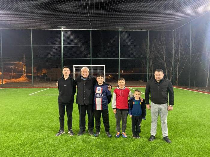 O İlçede 14’üncü Halı Saha Çalışması Tamamlandı