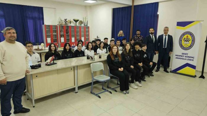 Bandırma Füze Kulübü Öğrencileri Gezeravcı’yı Bekliyor