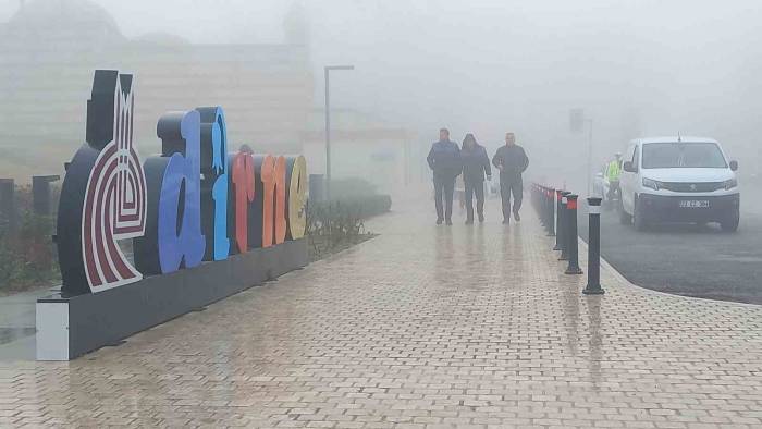 Tarihi Mekanlar Sisten Görünmez Oldu