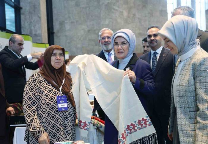 Emine Erdoğan: “Güçlü Bir Türkiye Üç Temel Üzerinde Yükselir; Güçlü Kadın, Güçlü Aile Ve Güçlü Toplum”