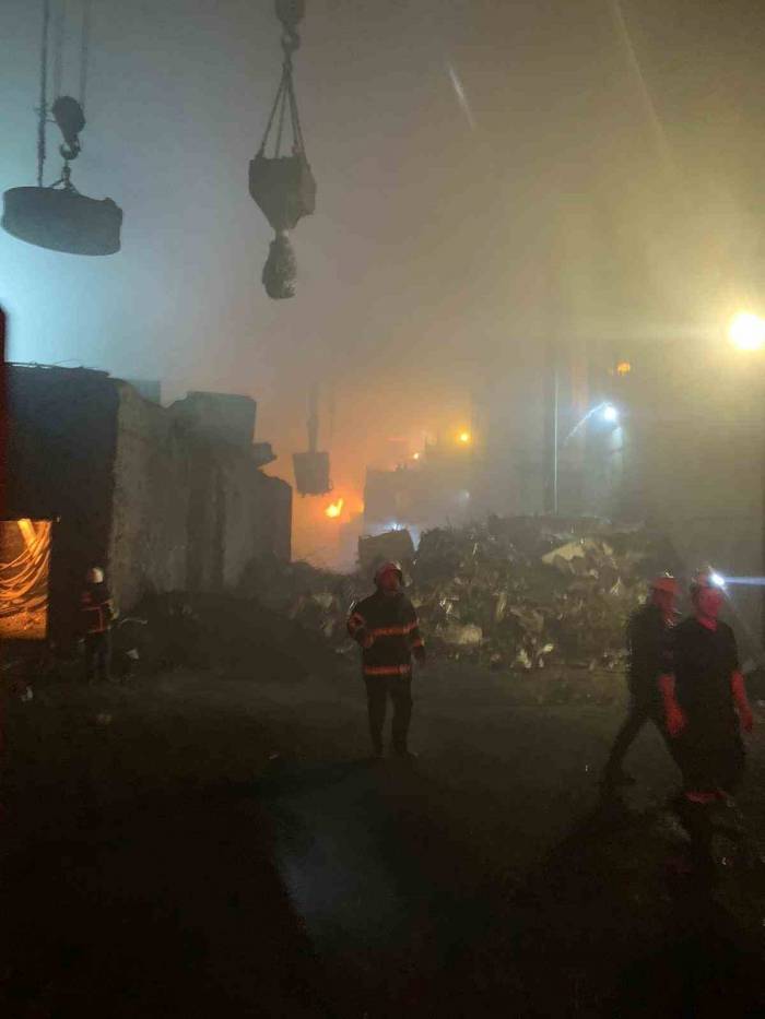 Hatay’da Metalürji Fabrikasında Yangın