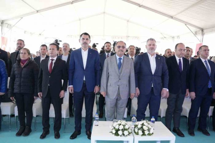 Murat Kurum: "İbb Olarak ‘Yarısı Büyükşehirden’ Diyerek 650 Bin Yeni Yuvamızı Hızlı Şekilde Başlatacağız"