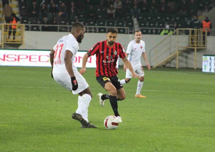 Trendyol 1. Lig: Çorum Fk: 0 - Ümraniyespor: 1