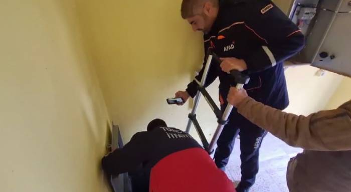 Tunceli’de Su Deposuna Düşen Muhtarı, Afad Ve İtfaiye Kurtardı