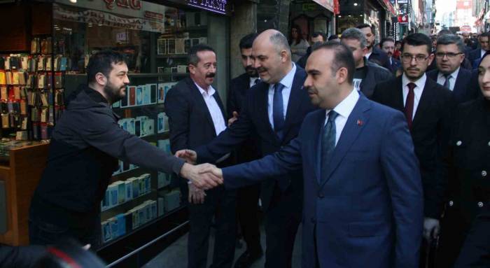 Ak Parti Giresun’da Belediye Başkan Adaylarını Tanıttı