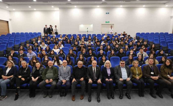 Başkan Özlü Ted’li Gençlerle Buluştu