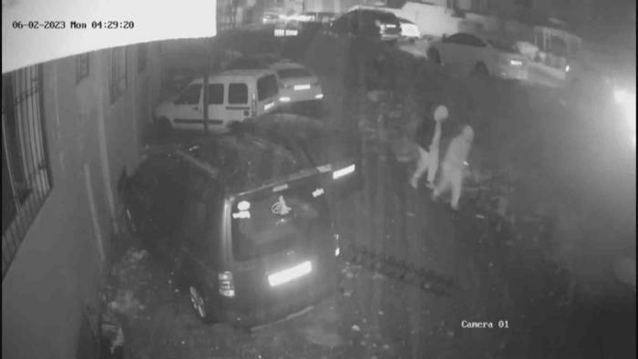 Asrın Felaketine Ait Ortaya Çıkan Görüntülerde; İnsanların Yaşadığı Panik Ve Yıkım Anı Kameraya Yansıdı