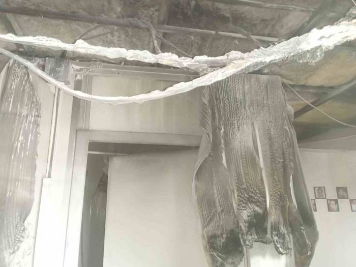 Antakya İlçesinde Konteyner Yangını Çıktı