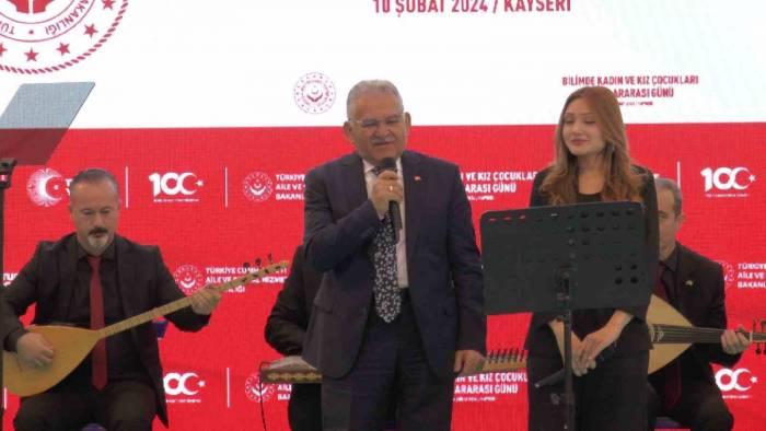 Doktor Başkan’dan ‘Gesi Bağları’ Türküsü