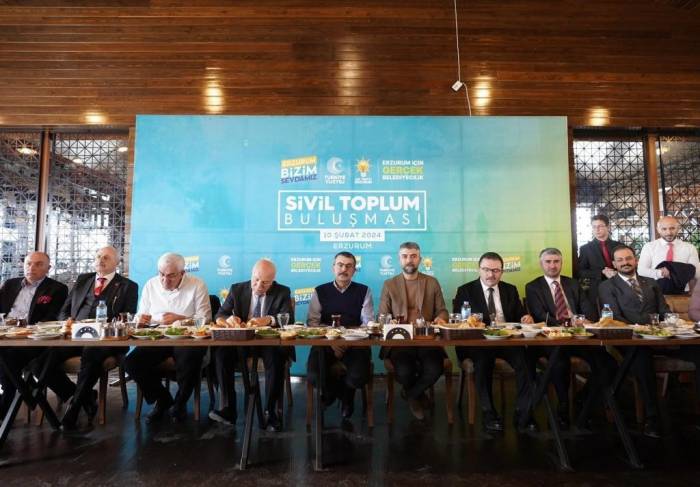 Milli Eğitim Bakanı Yusuf Tekin, Stk Temsilcileri İle Bir Araya Geldi