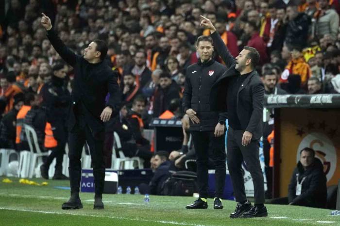 Trendyol Süper Lig: Galatasaray: 2 - Rams Başakşehir: 0 (Maç Sonucu)