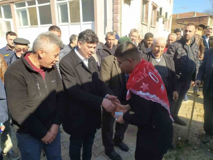 Geleneksel Asker Uğurlama Törenlerine Devam Ediyorlar