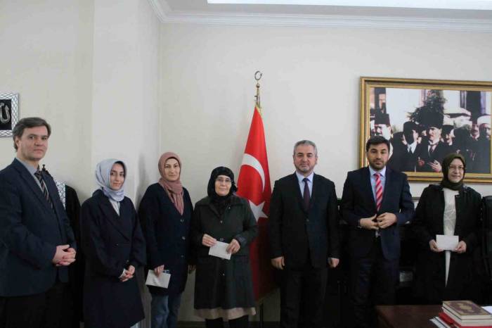 Büyüklerimizden Masallar Yarışması Ödülleri Verildi