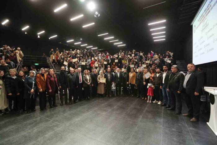 Evlilik Okulu’nda Eğitim Gören 452 Çift Daha Sertifikasını Aldı