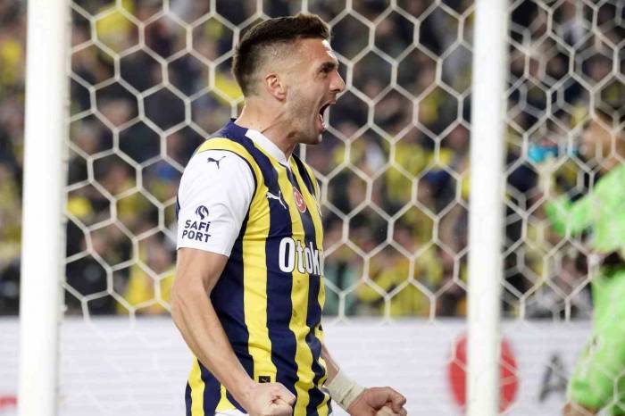 Dusan Tadic, 12. Golüne Ulaştı