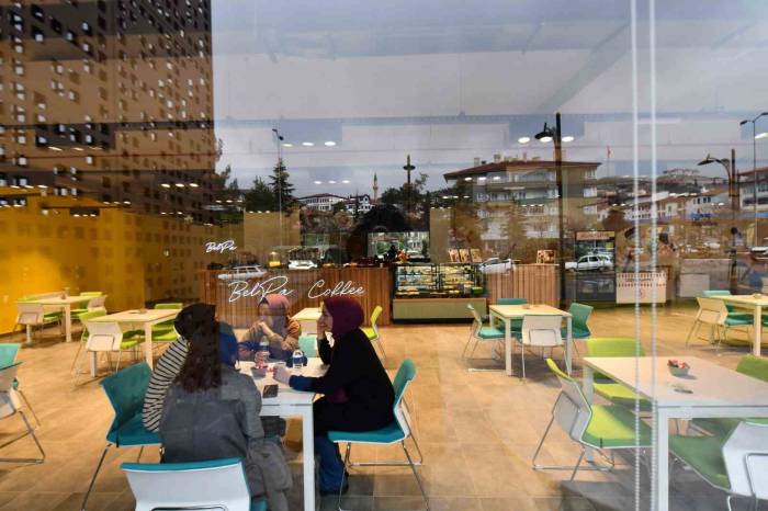 Beypazarlılar, Aile Yaşam Merkezi’nde Sosyalleşiyor