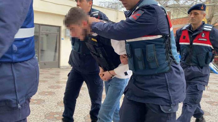 İki Kişiyi Öldürdü, Cinayeti İtiraf Etti