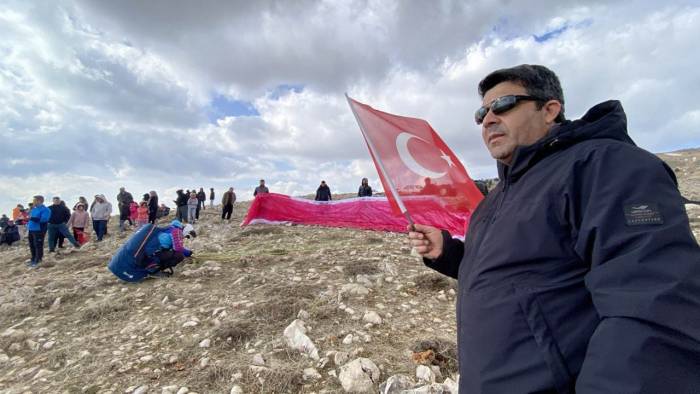 Şehitlere Saygı Uçuşu