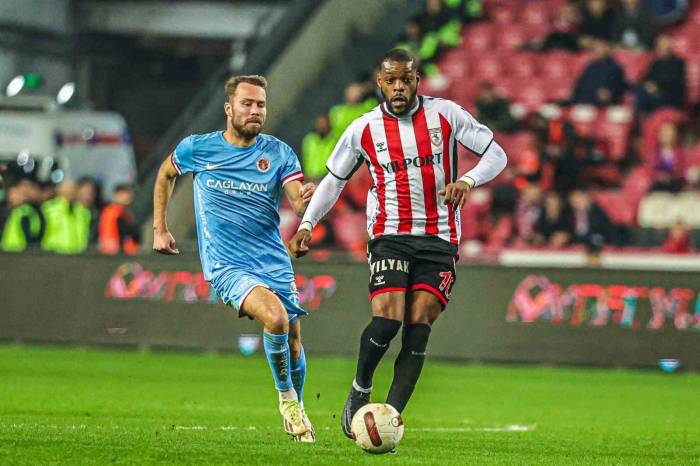 Trendyol Süper Lig: Samsunspor: 2 - Antalyaspor: 0 (Maç Sonucu)