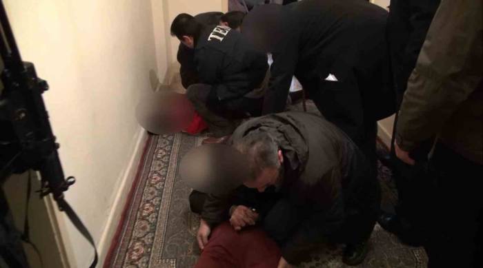 Terör Operasyonunda Amerikan, Jamaika Doları Ele Geçirildi: 3 Gözaltı