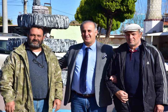 Başkan Kaya Acarlar Mahallesi’ndeki Çalışmalarını Sürdürüyor