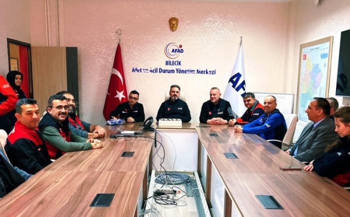 Çanakkale’ye Tayini Çıkan İl Müdürü Demirel’e Veda