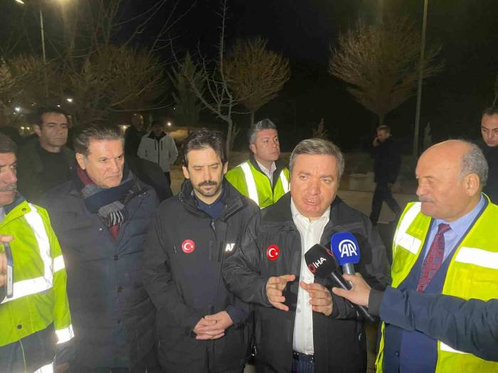 Erzincan Valiliğinden Maden Sahasındaki Toprak Kaymasıyla İlgili Açıklama