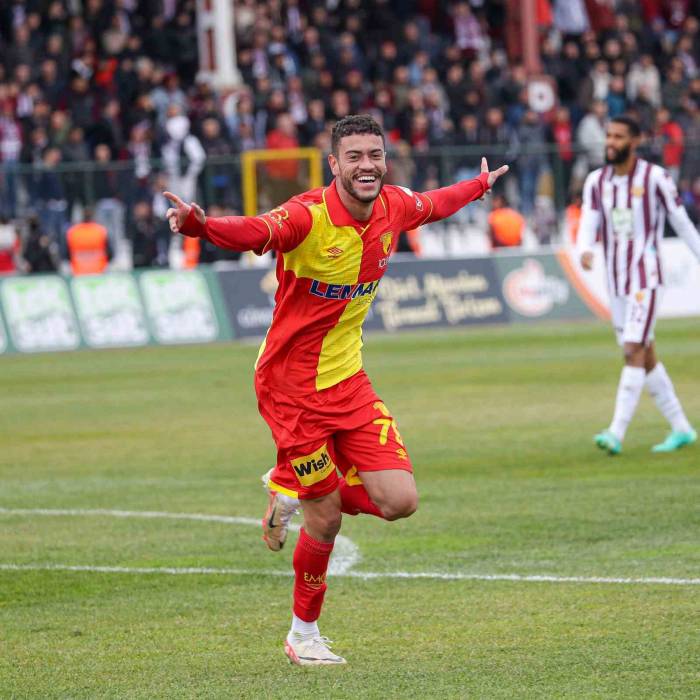 Göztepe’de Golcü Sevinci Yaşanıyor