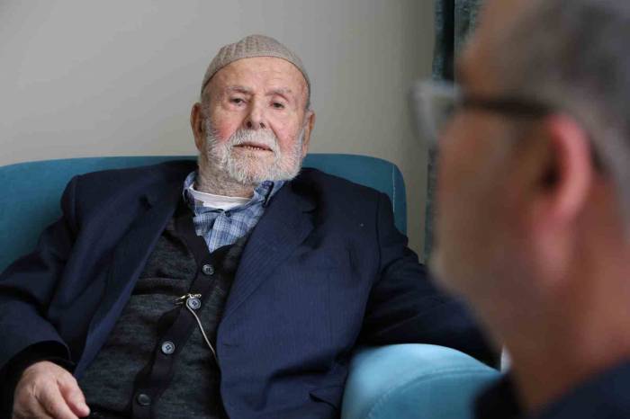 102 Yaşında 5 Çocuğu 55 Torunu Var