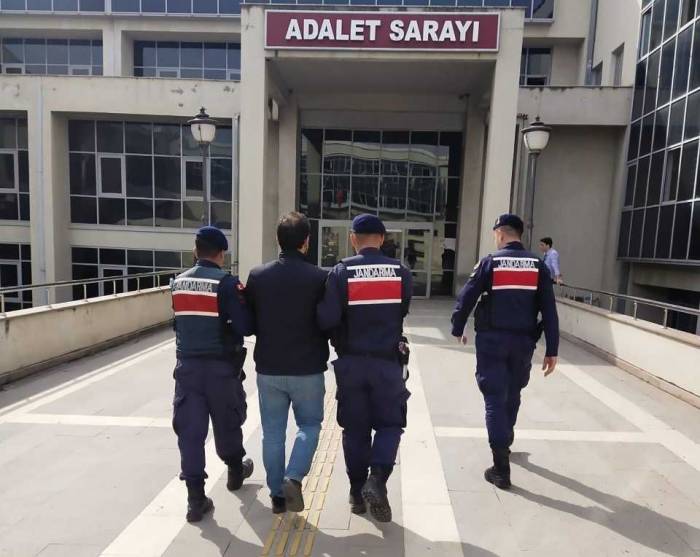 Osmaniye’de Fetö Hükümlüsü Eski Komiser Yakalandı