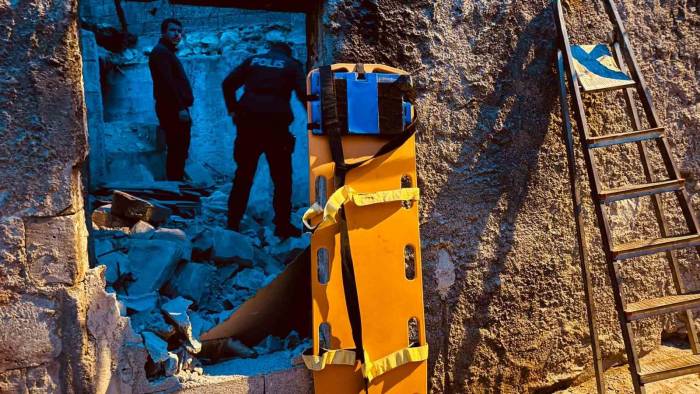 Şanlıurfa’da 2 Katlı Ev Çöktü: 1 Kişi Enkaz Altında Kaldı