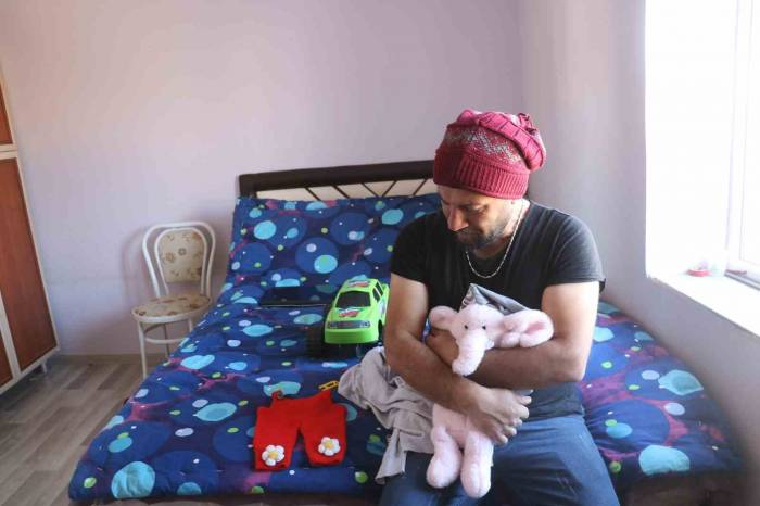 Uyuşturucu Bağımlısı Eski Eşinden Çocuklarını Almaya Çalışıyor