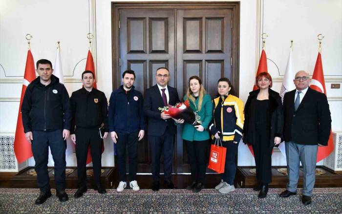 Validen Uyarı: “112 Hattını Gereksiz Yere Meşgul Etmeyelim”