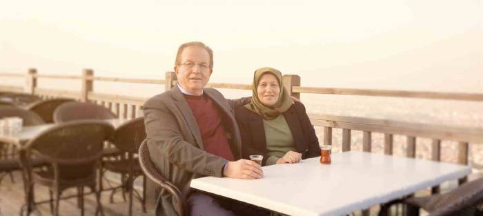 Pamukkale Belediye Başkan Adayı Pekdemir Çifti Dikkat Çekti