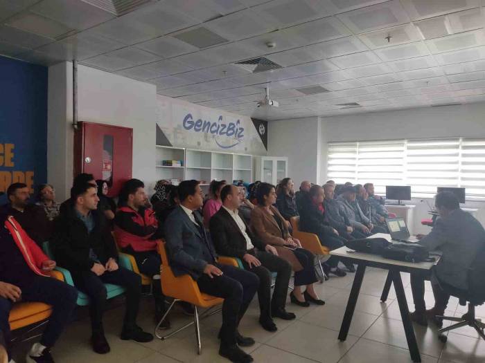 Bilecik’te ‘İş Sağlığı Ve Güvenliği’ Eğitimi Verildi