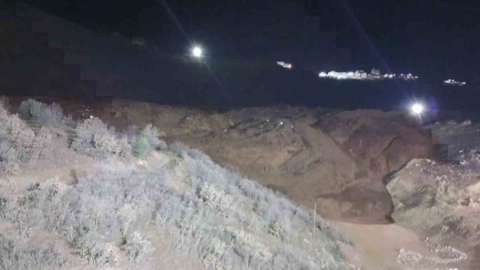 Toprak Altında Kalan 9 İşçiyi Arama Çalışmaları Sürüyor