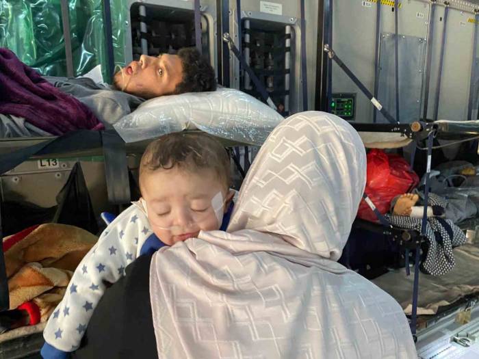 Gazzeli Yaralılar Mısır’dan Türkiye’ye Getiriliyor