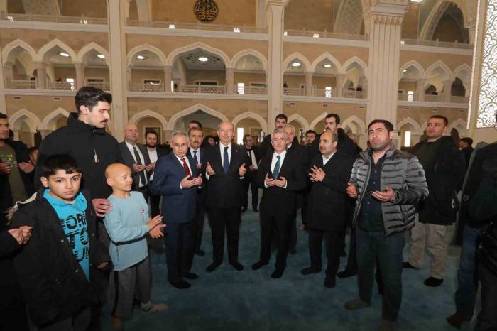 Kktc Cumhurbaşkanı Tatar, Şahinbey Millet Camii’ni Gezdi