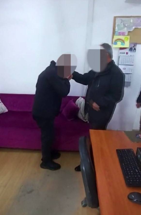 Pkk’da Çözülmeler Devam Ediyor: Jandarmanın İkna Ettiği Örgüt Mensubu Teslim Oldu