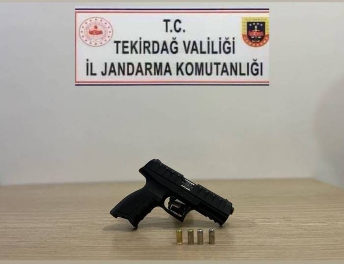 Tekirdağ’da Silah Ve Uyuşturucu Ele Geçirildi