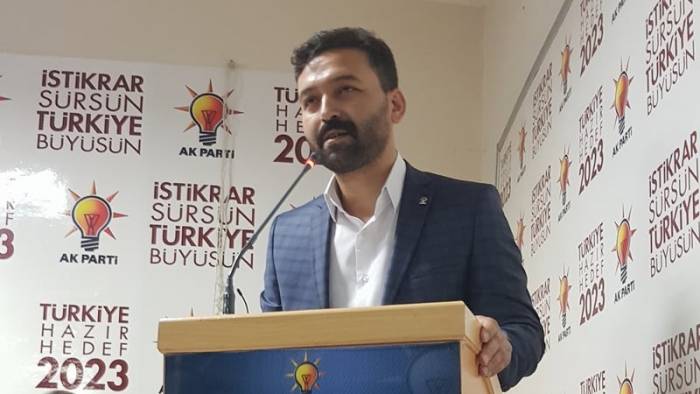 Ak Parti İlçe Başkanı Bayar Partisinden İstifa Etti