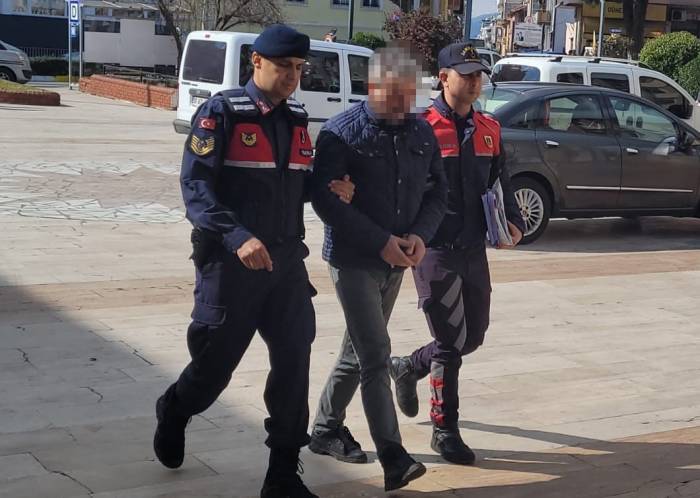 Zincirleme Trafik Kazasına Neden Olan Kamyon Şoförü Adliyeye Sevk Edildi