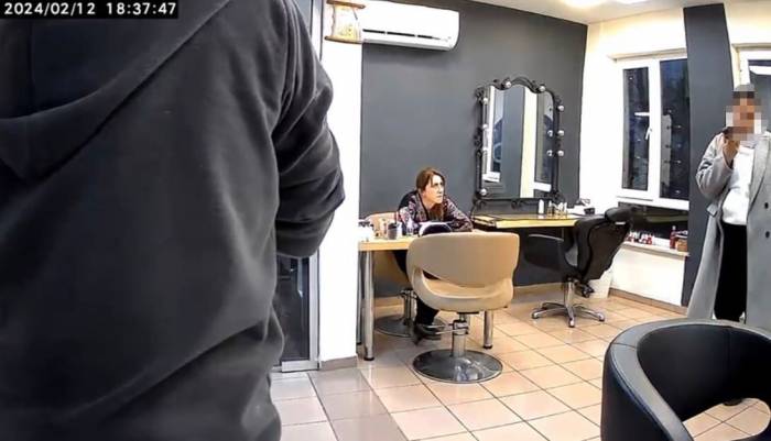 İstanbul’da Akıl Almaz Olay: Kuaförü “Ücreti Muhasebecim Gönderecek” Diyerek 15 Bin Lira Dolandırdı
