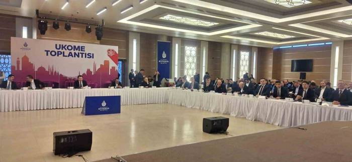 Ukome’den Taksi Kararı: Bin 38 Araç Taksiye Dönüştürülecek