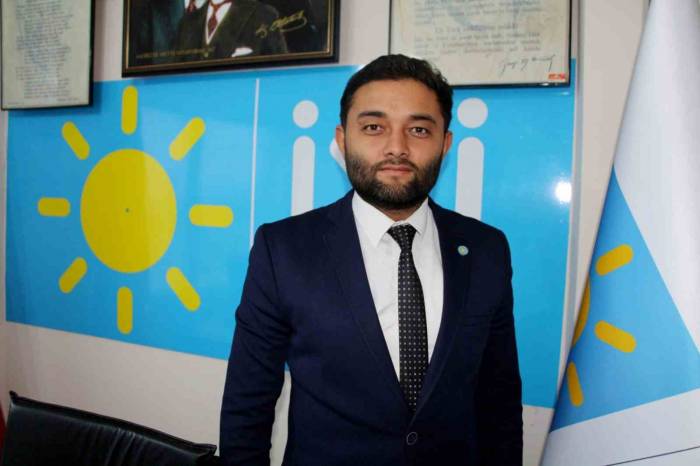 Kula İyi Parti’de İstifa Çelişkisi